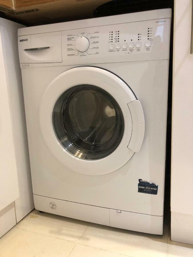 Chic And Comfortable Flat In London, Wimbledon Apartment London