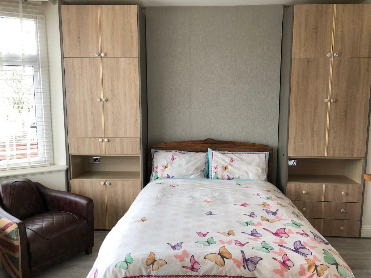Chic And Comfortable Flat In London, Wimbledon * London