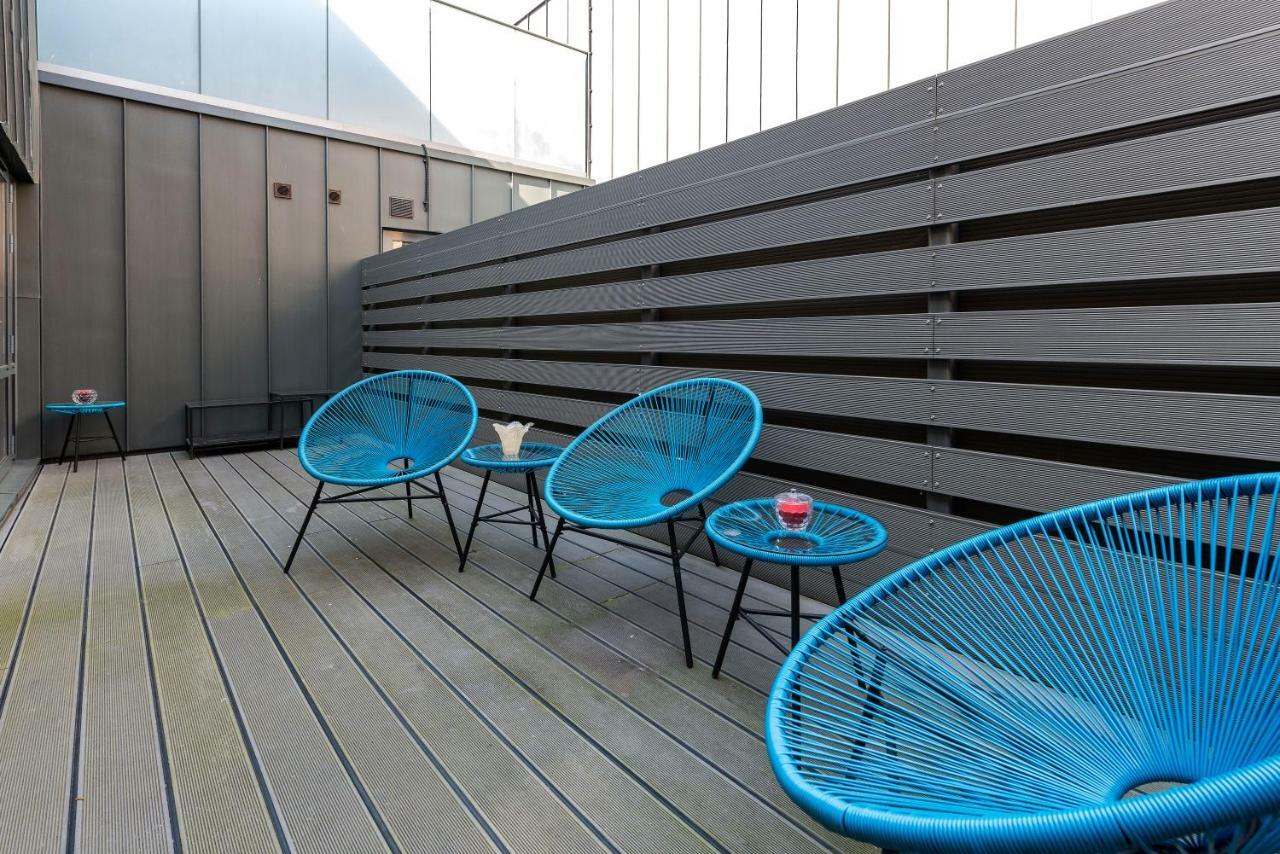 Luxury Frampton Apartment