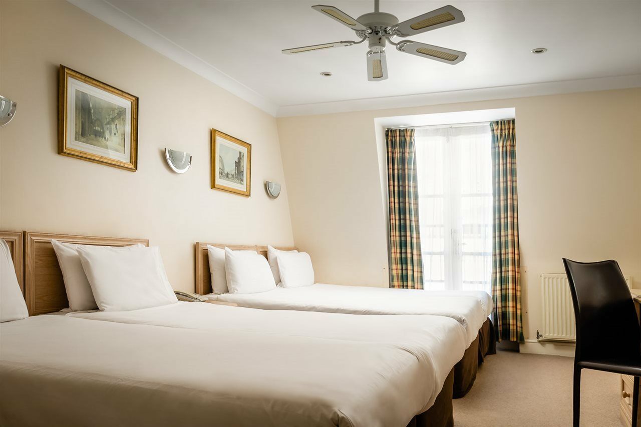 Hotel Henry Viii London