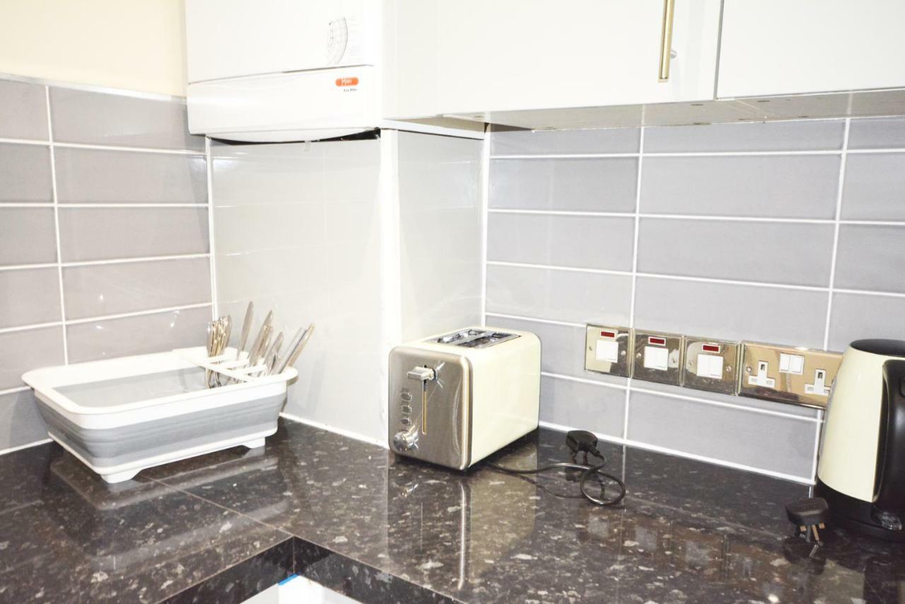 Apartamento Modern 4 Bedroom Londres