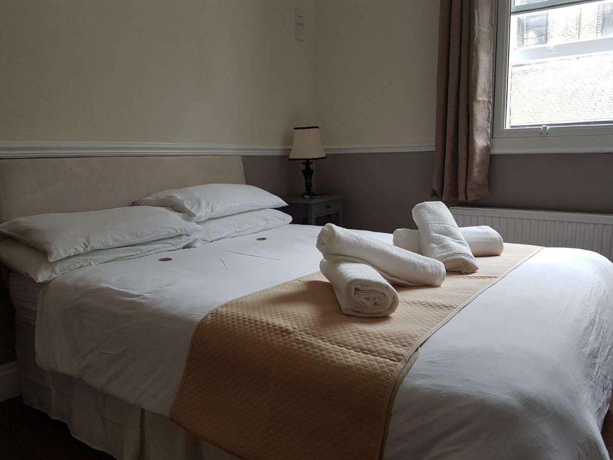Bed & Breakfast Tourian Lounge Hotel 3*