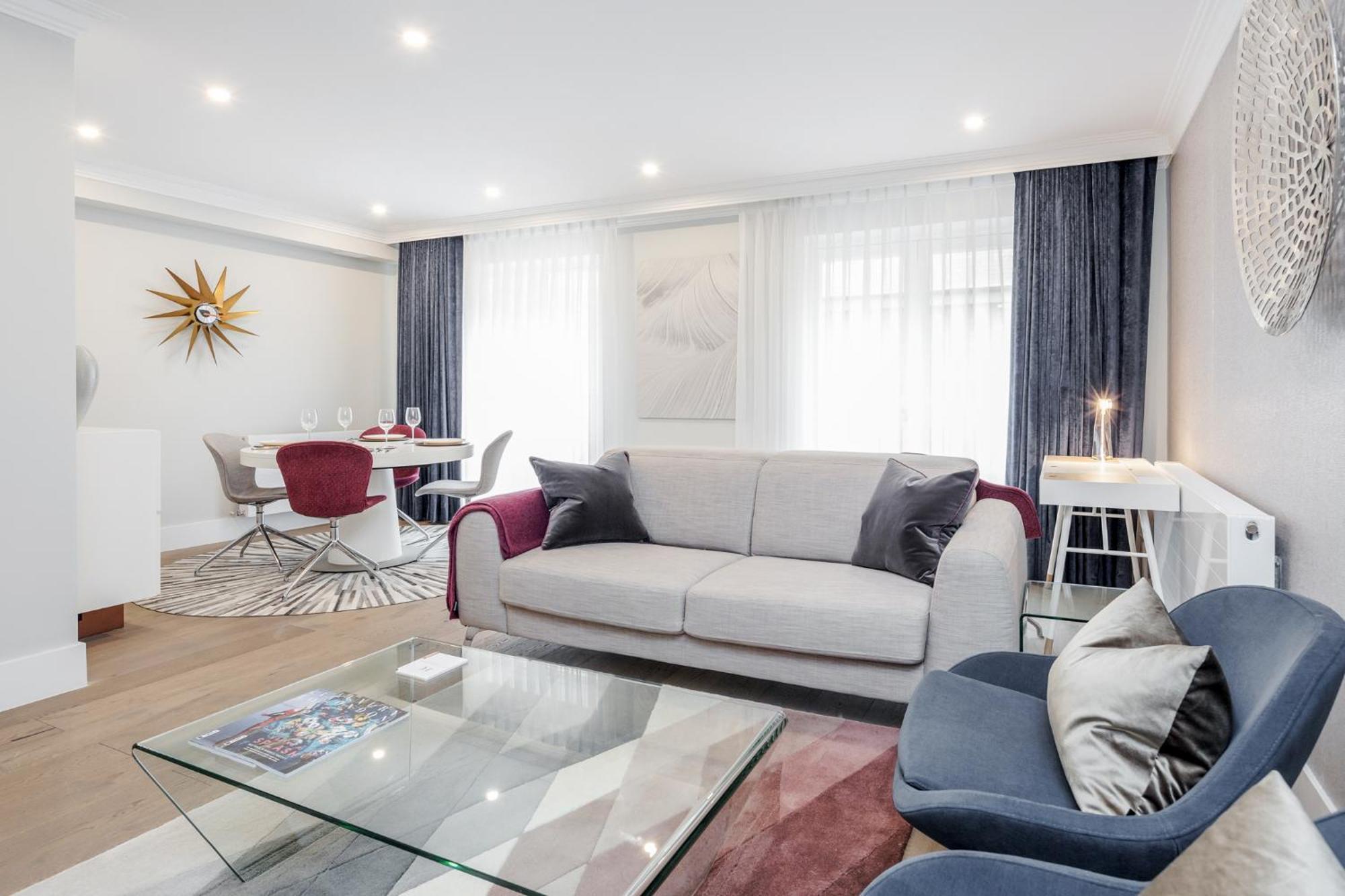 Mayfair Mews Apartment *