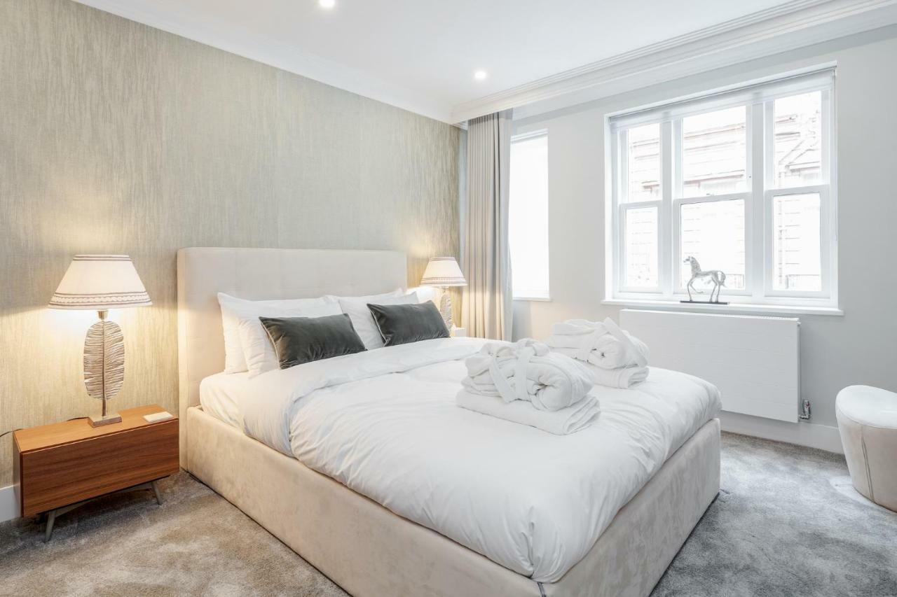 Mayfair Mews Apartment *