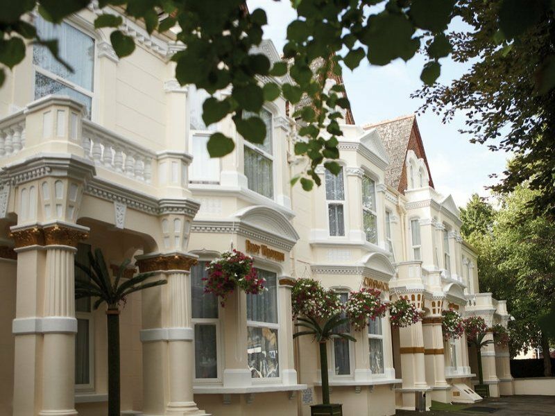 Western Chiswick Palace &