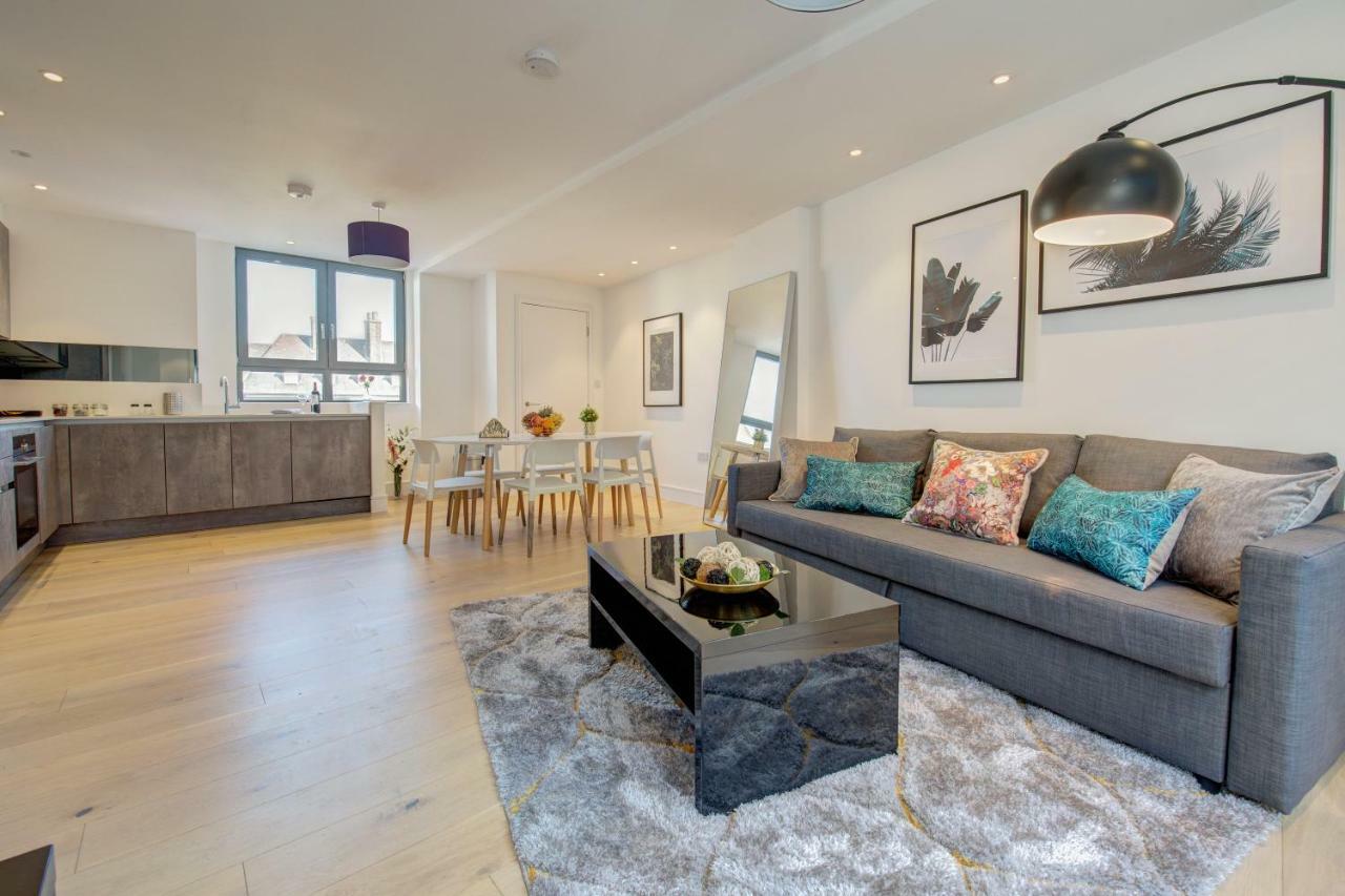 Luxury Frampton Apartment