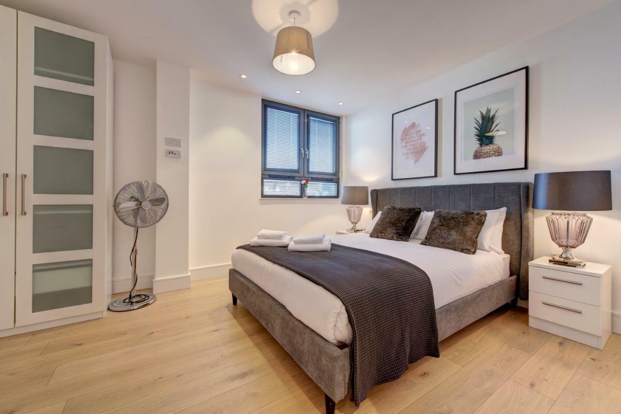 Luxury Frampton Apartment London
