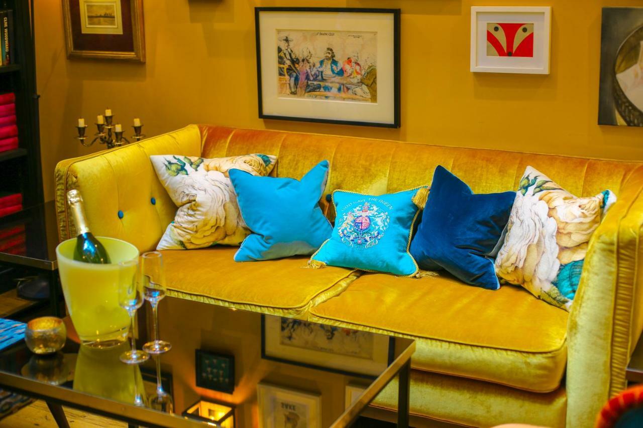 The Fox Club Mayfair 4* London