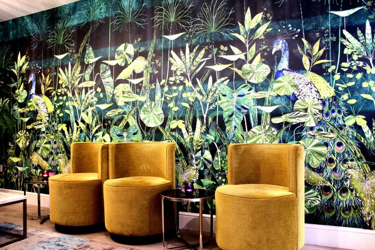 1 Craven Hill Gardens Aparthotel