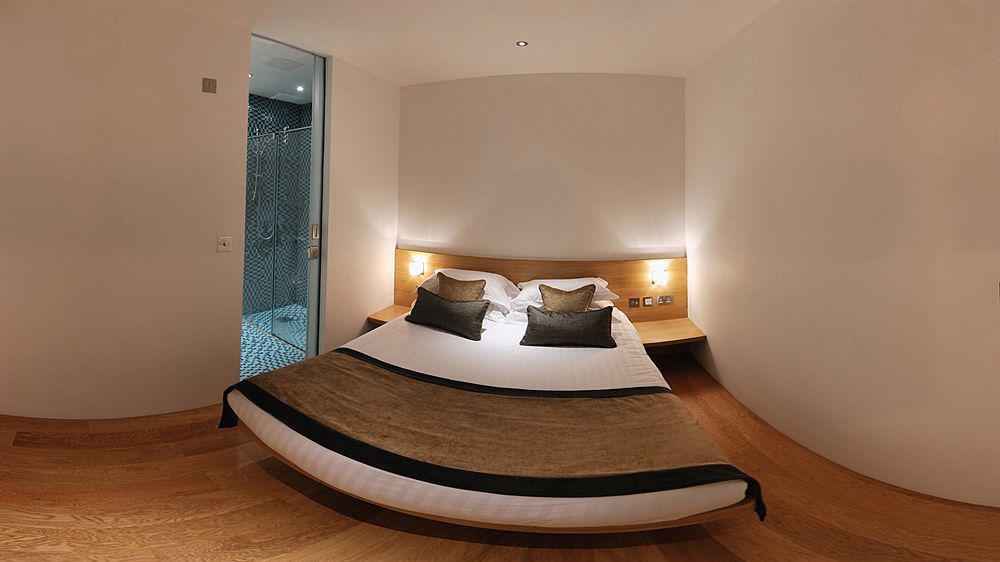 By Marriott Kensington Hotel Londres