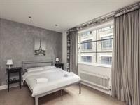 Aparts - Bridge Luxury Penthouse Apartment *