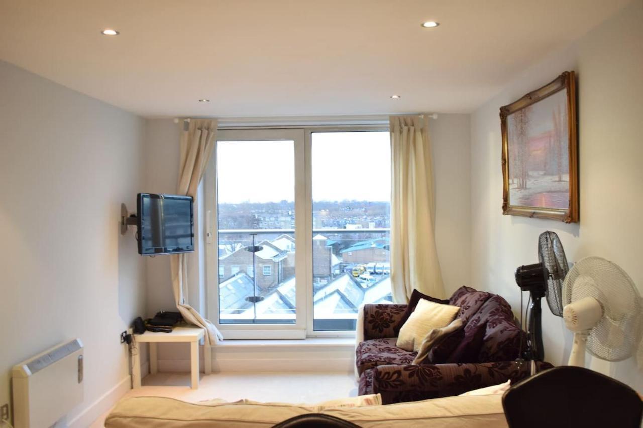 Chelsea / Imperial Wharf - Bright, Modern, Sunset View * Londres