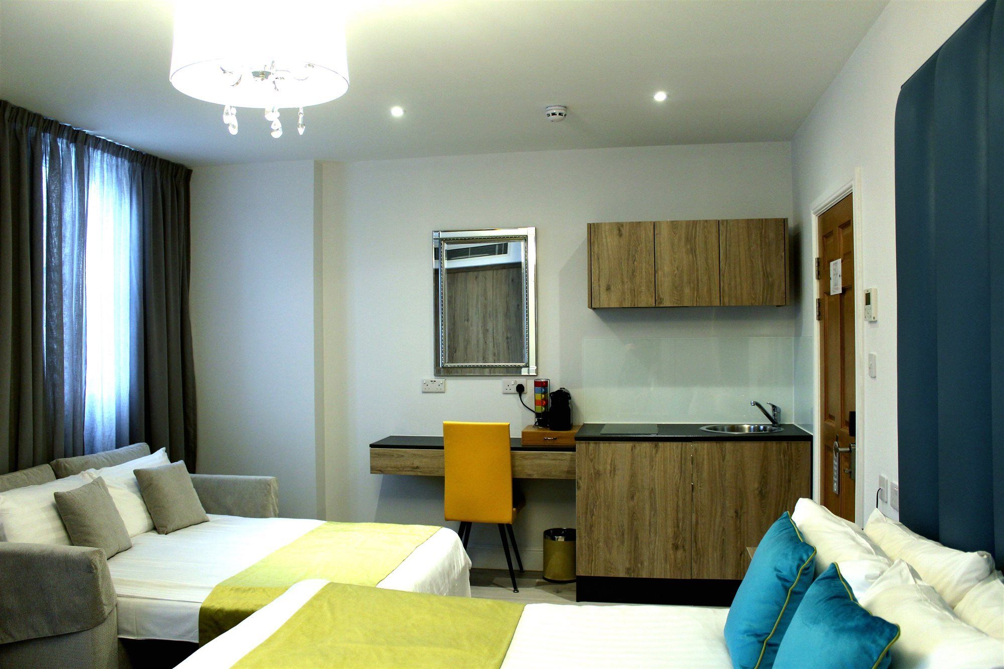 1 Craven Hill Gardens Aparthotel London