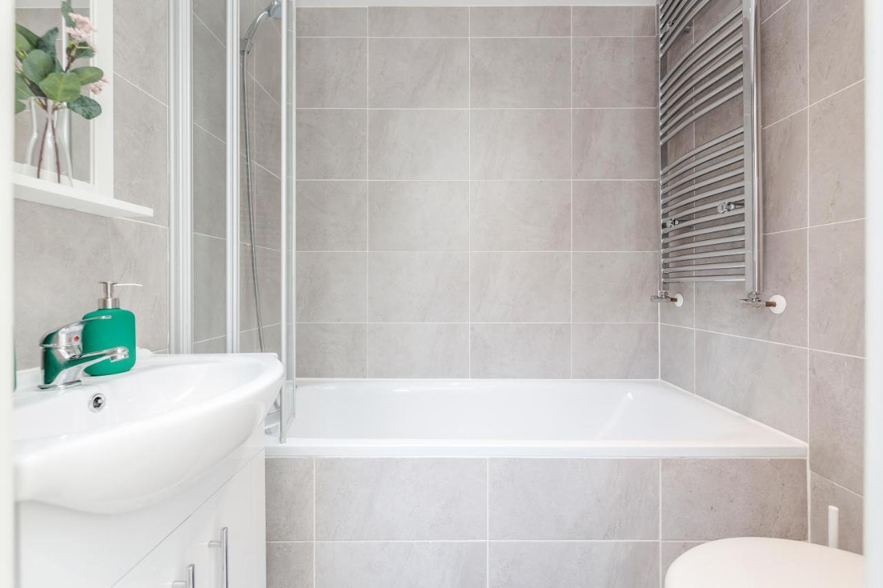 2 Bedrooms Serviced Excel Exhibition Centre, O2 Arena, Stratford Olympic City, Forest Gate, Central Londen