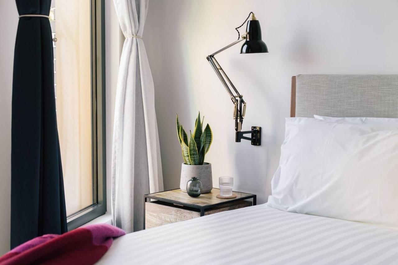 The Interlock - Oxford St Apartment *