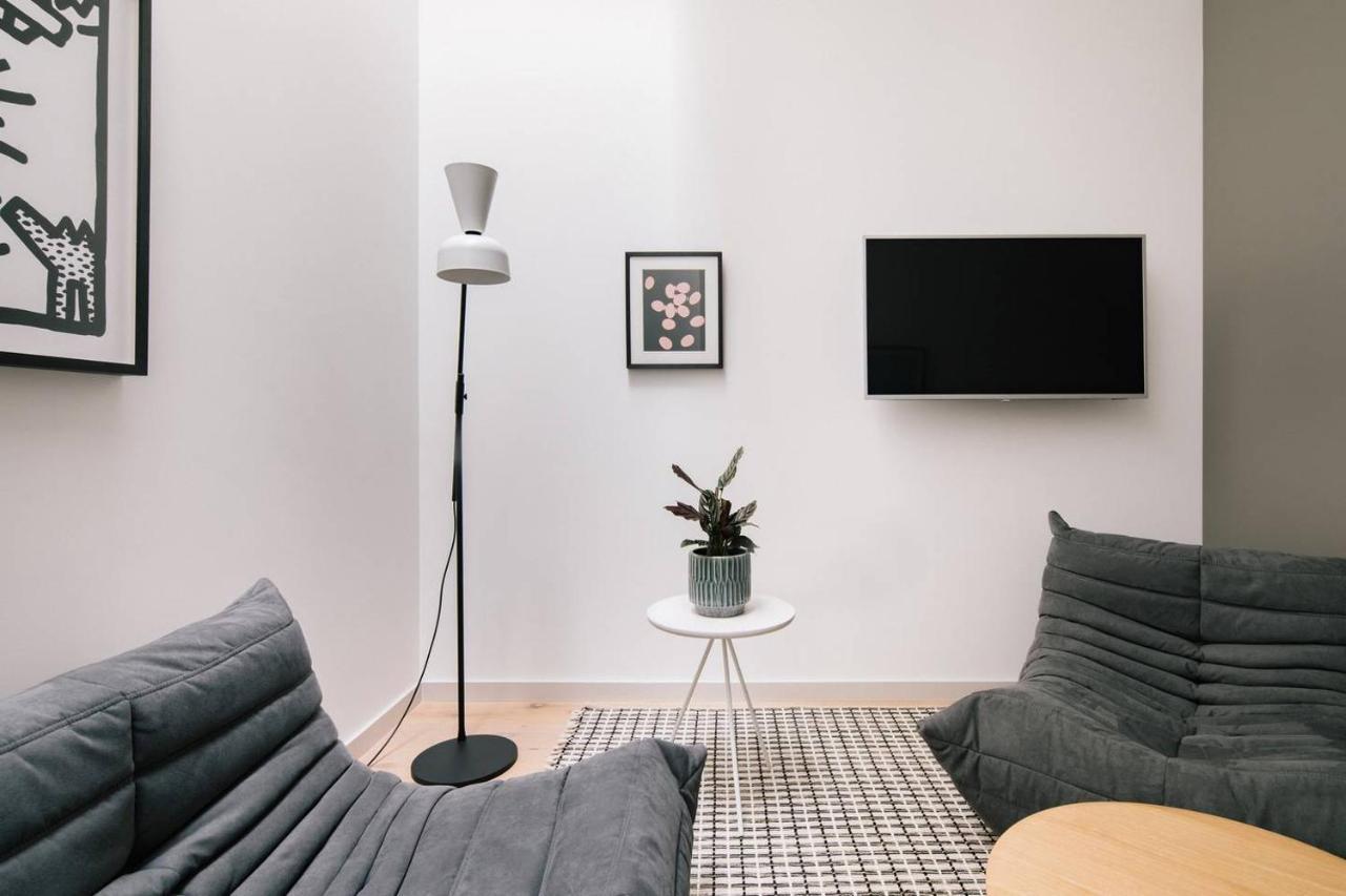The Interlock - Oxford St Apartment