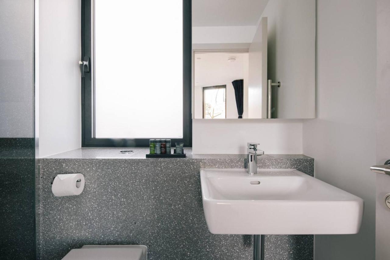 The Interlock - Oxford St Apartment