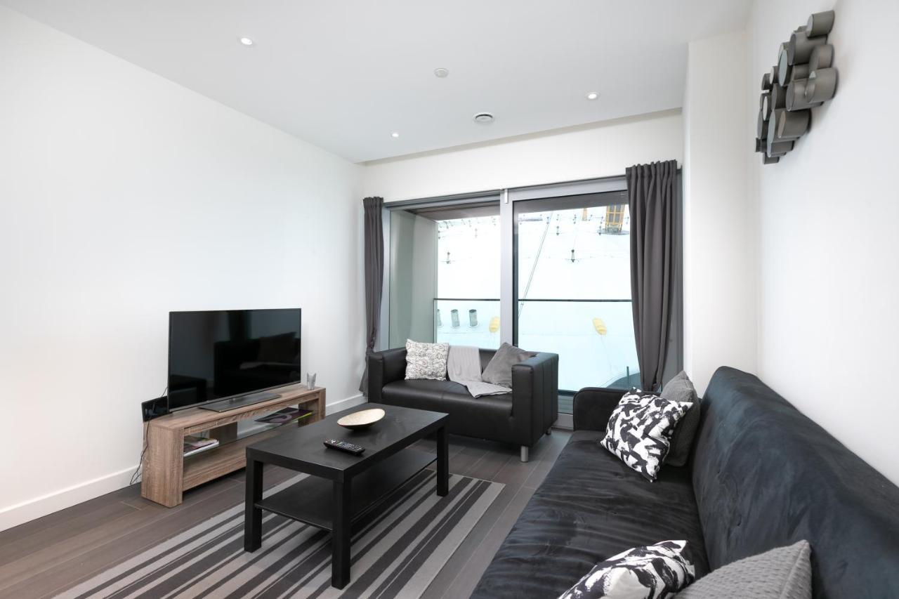 Greenwich Luxury O2 *