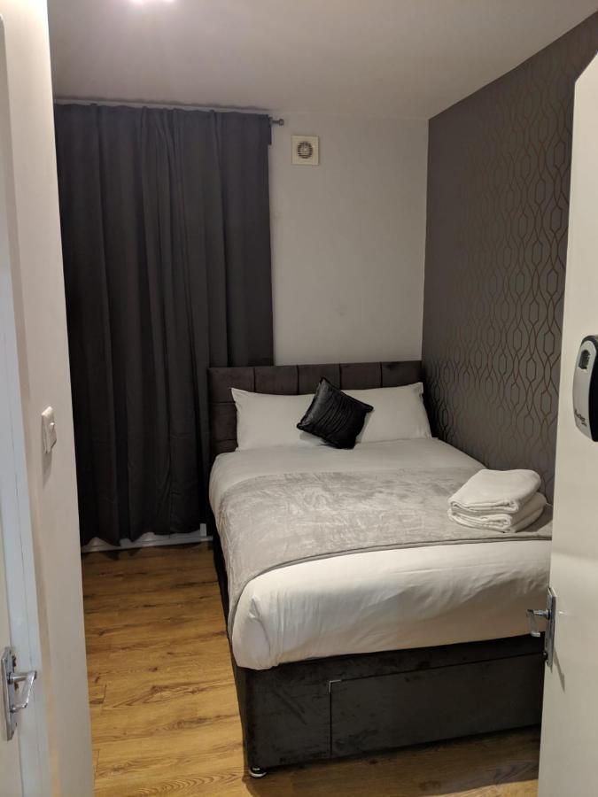 Aparthotel Holland Rd Service Studio