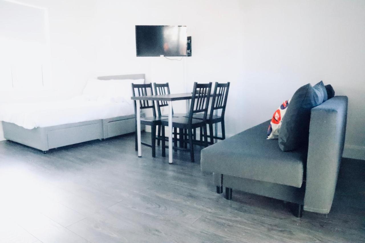 Apartment Luxury Near Wembley Stadium, Wembley Arena, Designer Outlet