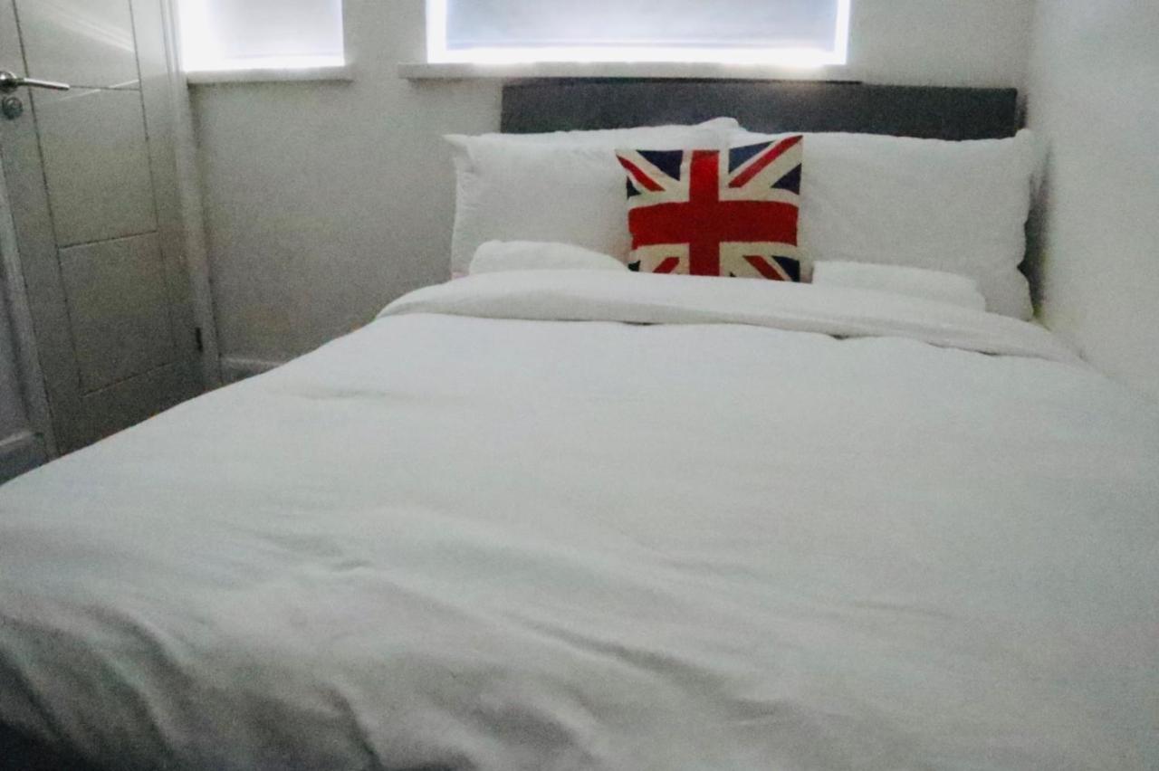 Luxury Near Wembley Stadium, Wembley Arena, Designer Outlet Apartment London