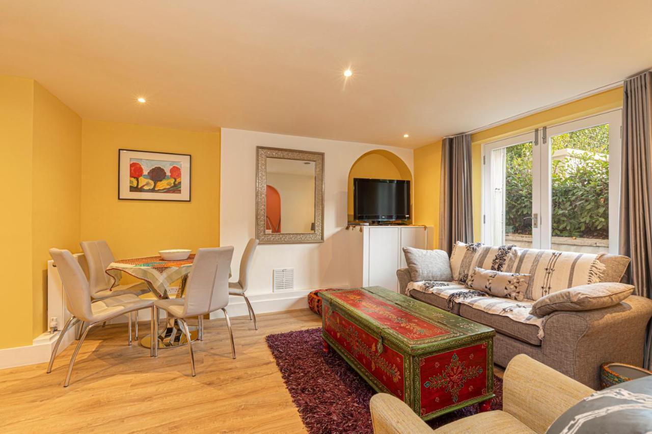Stylish Flat With Garden In Notting Hill Apartment