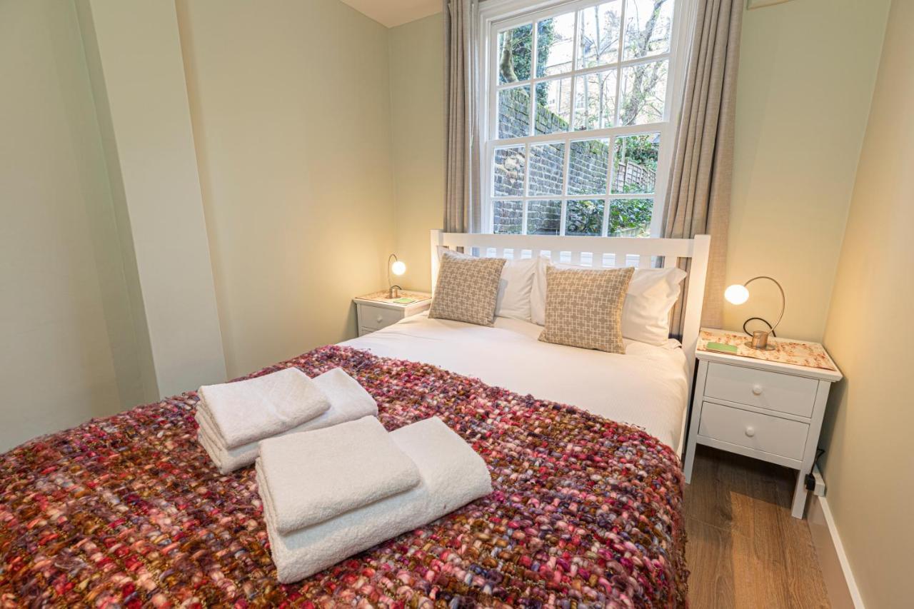 Stylish Flat With Garden In Notting Hill Apartment