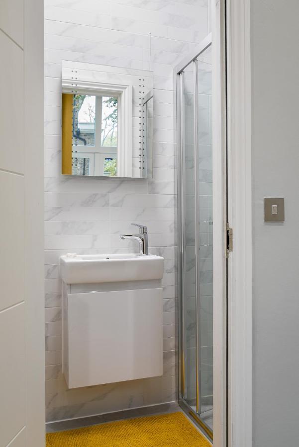 Carlton Vale Apartment