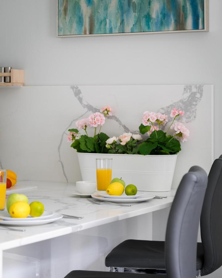 Carlton Vale Apartment *
