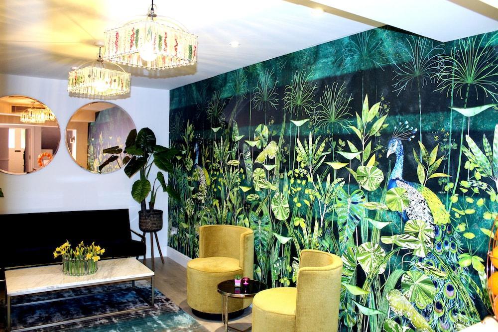 1 Craven Hill Gardens London