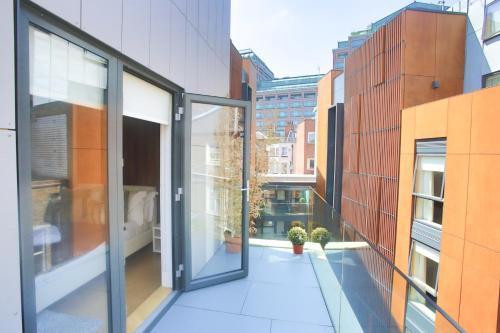 Room Home Stay Aparthotel 4*