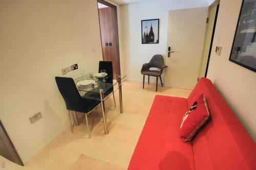Room Home Stay 4* London