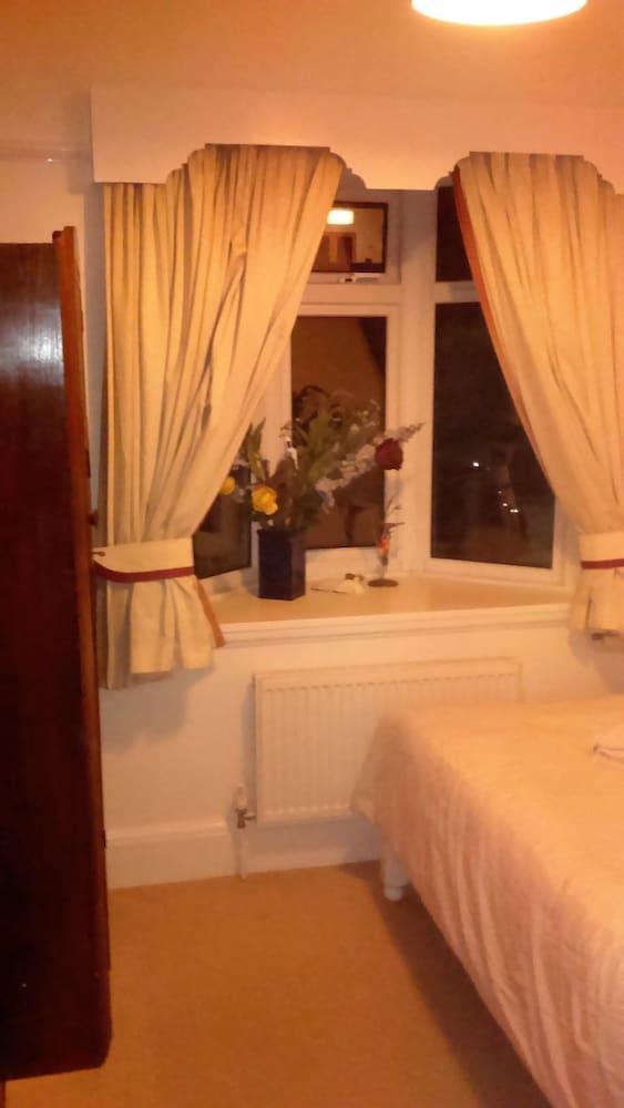 Crystal Palace Bed and breakfast